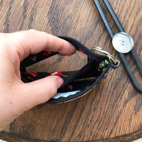 Vera Bradley Zip ID Case - Picture 7 of 10